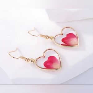 ♥️G 5/$20 Heart-Shaped Gold Earrings with Red Petal